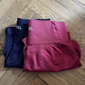 AYBL shorts both XL
